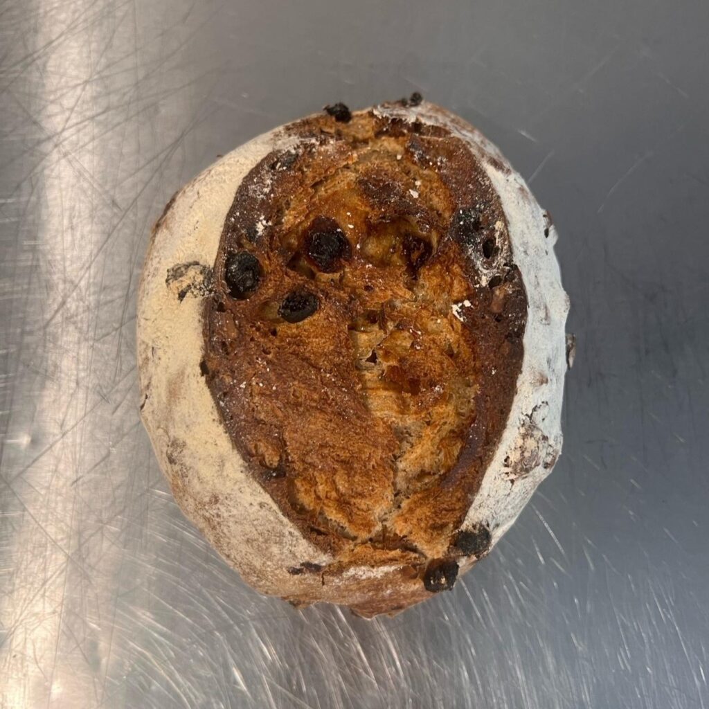 Bakkerswerkplaats walnoot abrikoos desem